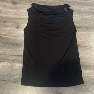 ❤️Net Urban black sleeveless top.  Cute neckline with button, NWT size M